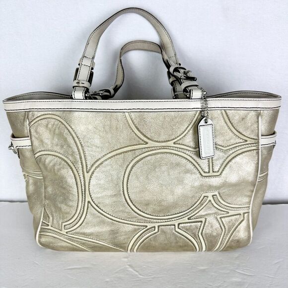 Coach Handbags - Coach Gallery Outline Metallic Leather Tote Purse Champagne Gold Signature Logo